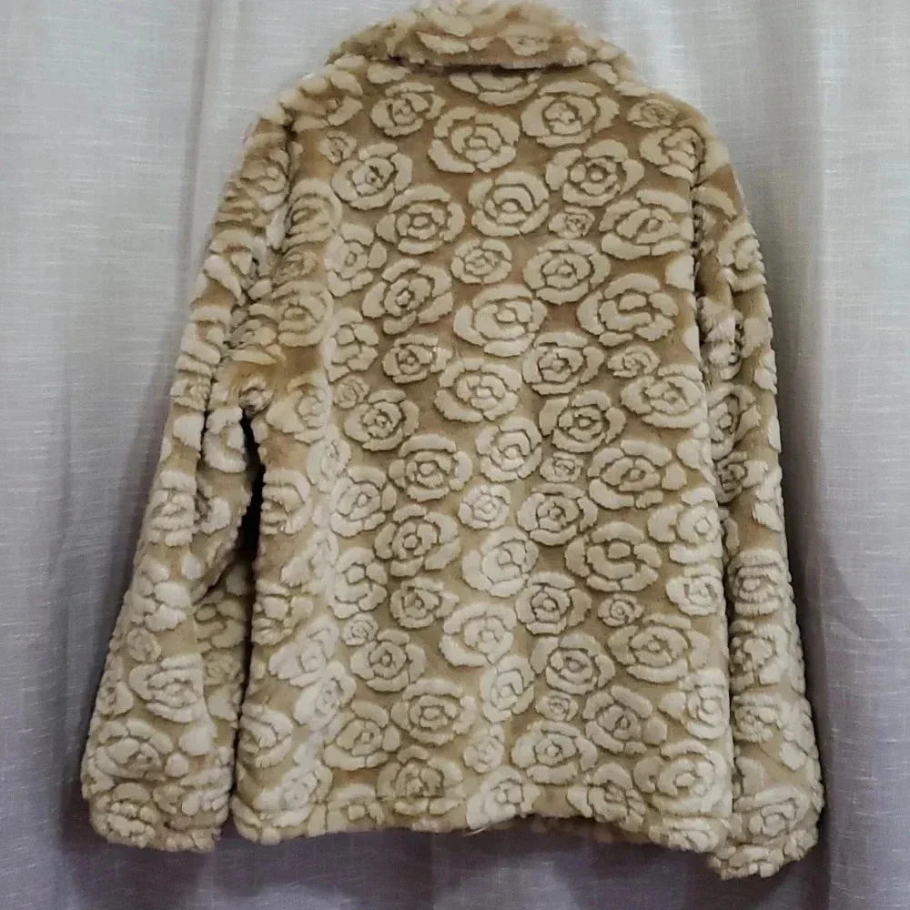 Flowered Jacket - image 3